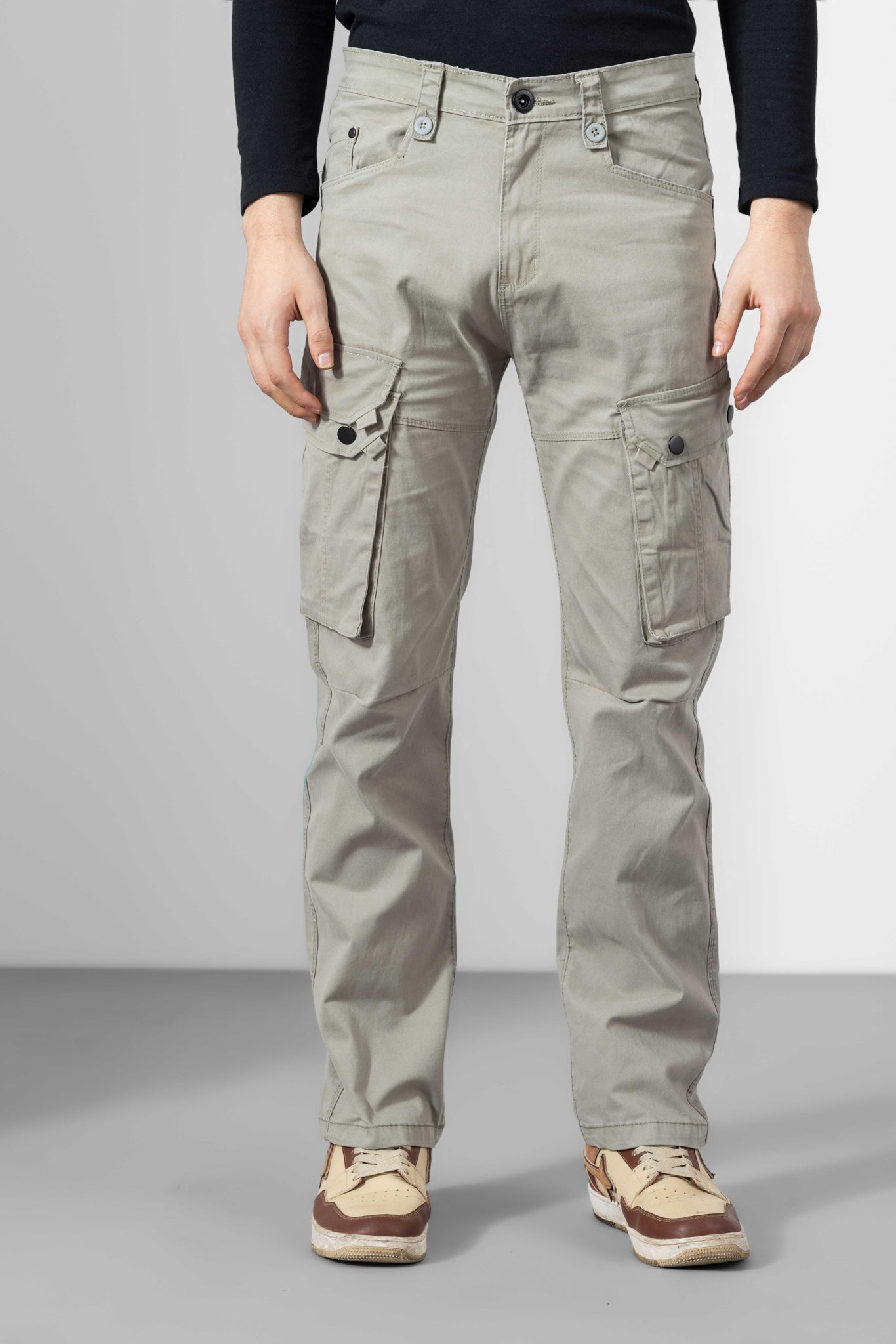 ZHP_6643.jpg Light Grey Modern Utility Cargo Pants for Men - Image 1